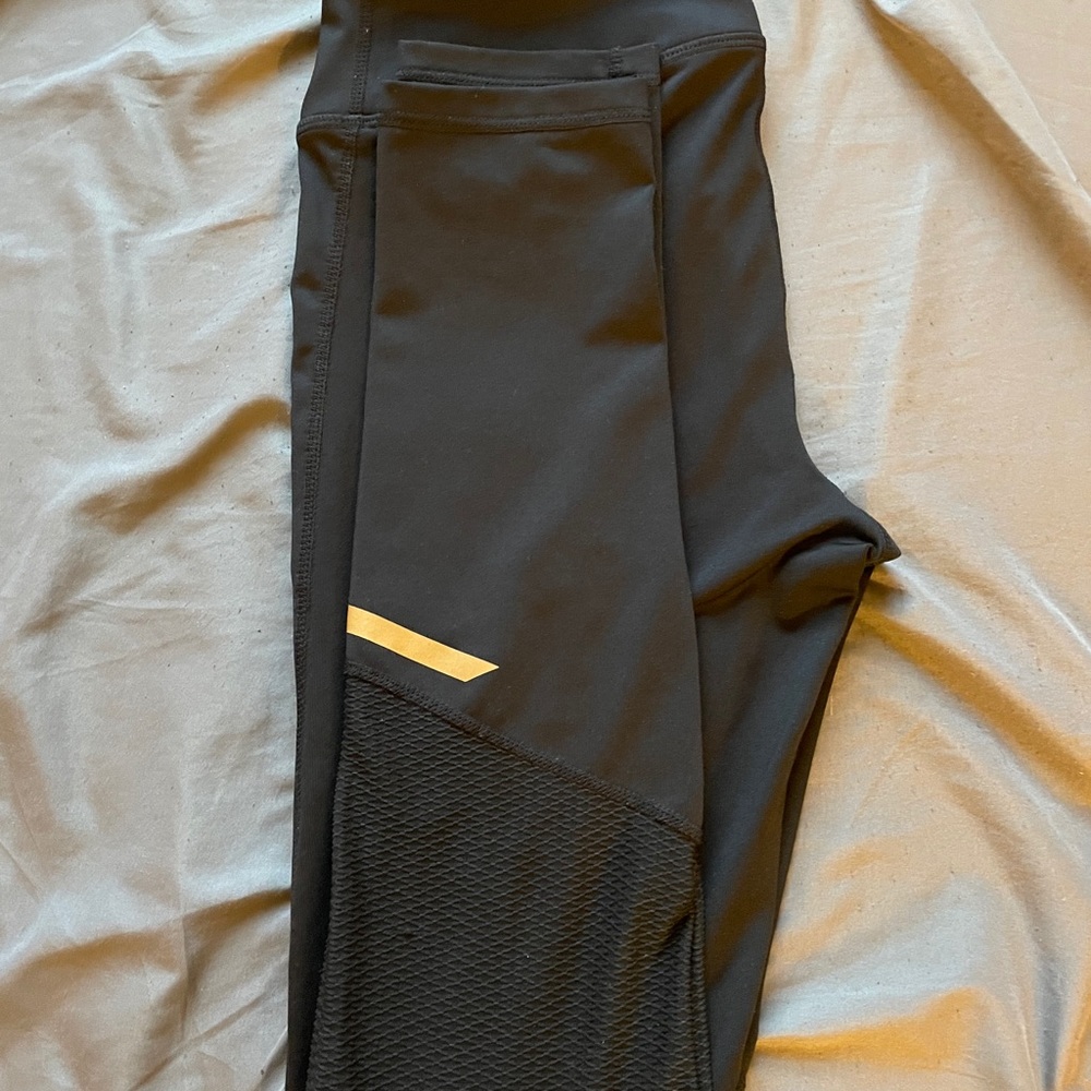 Exercise Reebok leggings with Mesh - Picture 4 of 6